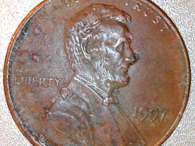 1997-Lincoln-Second-Earlobe