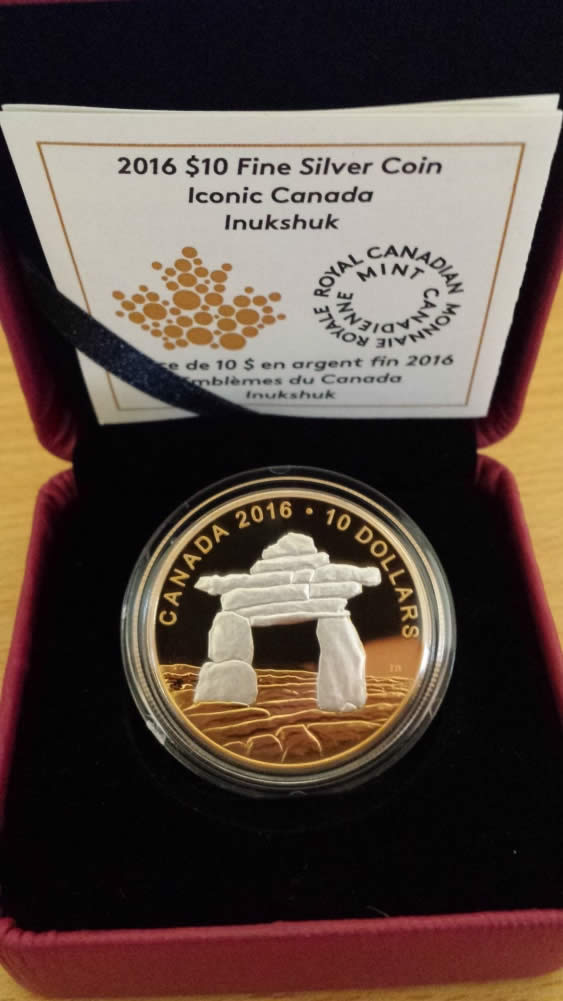 1/2-Oz-Reverse-Gold-Plated-Inukshuk