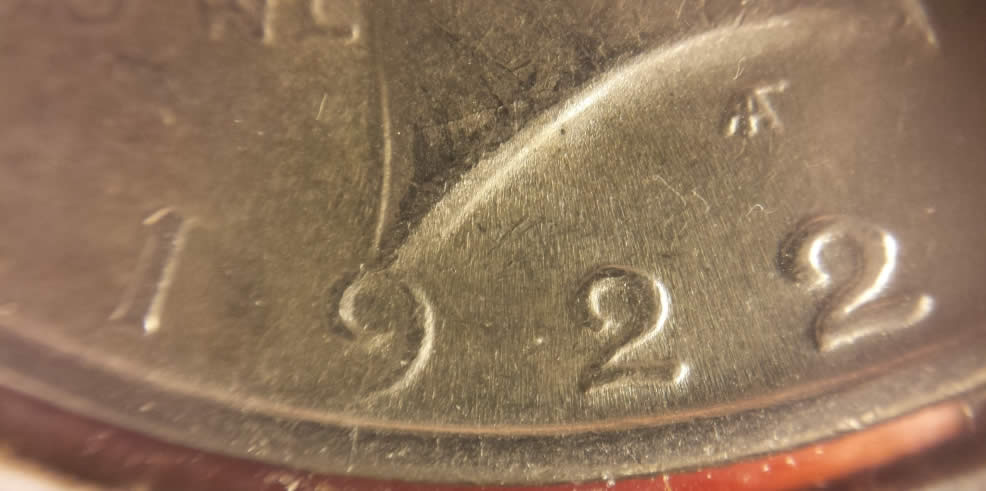 1922-Peace-Dollar---Obverse-Doubling/Die-Crack