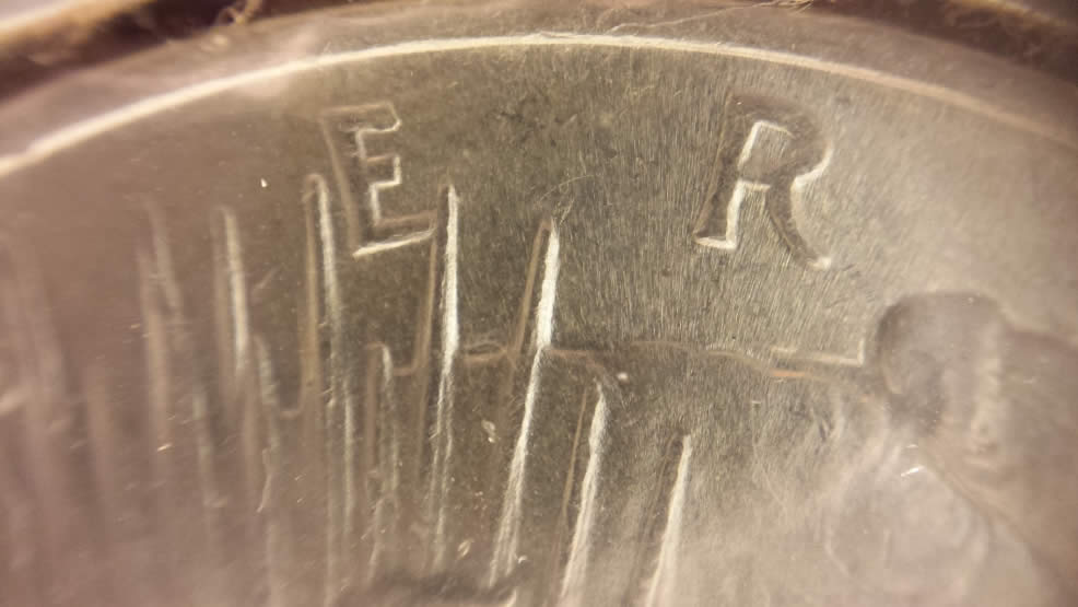 1922-Peace-Dollar---Obverse-Doubling/Die-Crack