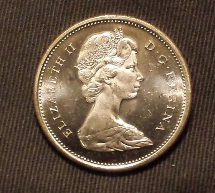 1968-Roll-Of-Silver-Quarters---Broken-Open-Pictures