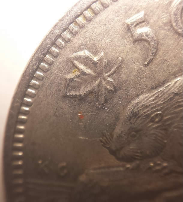 1992-5-Cents-Parallel-Striations-From-Field-Through-Devices-On-Reverse
