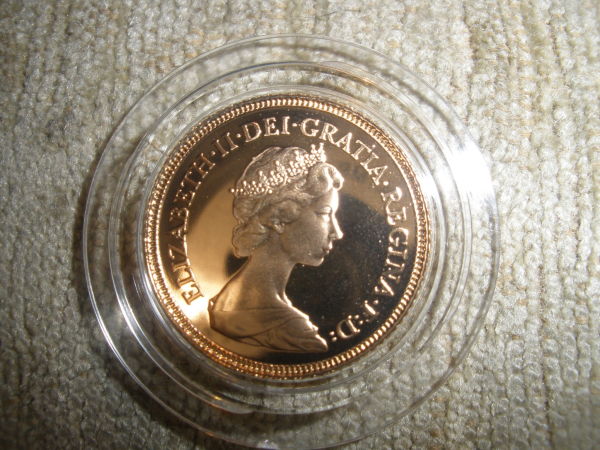 British-Gold-Sovereign-And-Britannia's
