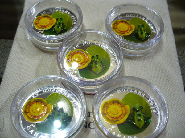 Venetian-Glass-Frog-Coin