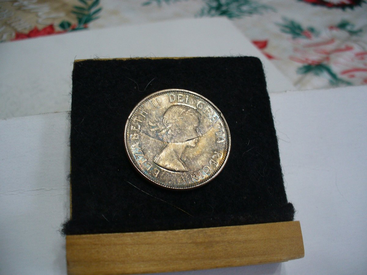 Incomplete-Clip?-1960-Canada-Half-Dollar...