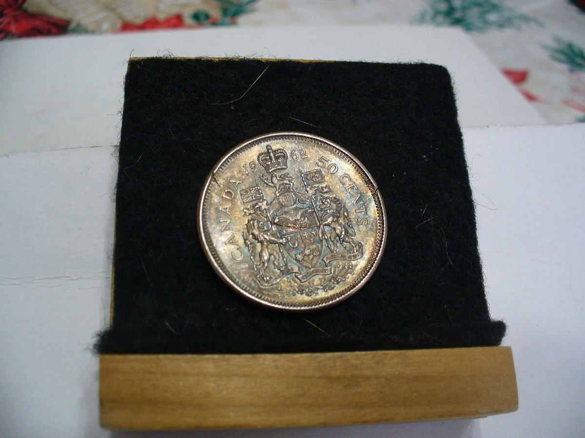 Incomplete-Clip?-1960-Canada-Half-Dollar...