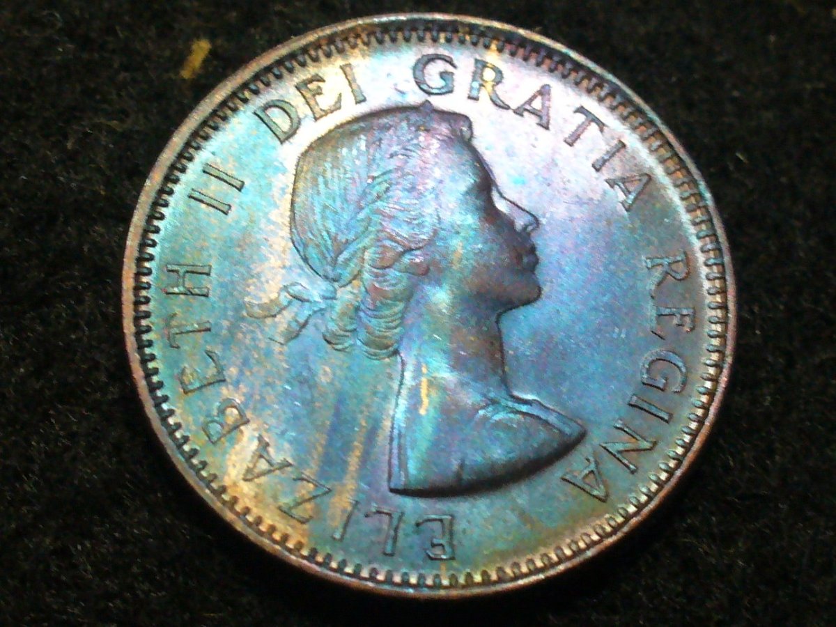 1953-Canada-Cent.-Shoulder-Fold.-I-To-Denticle.