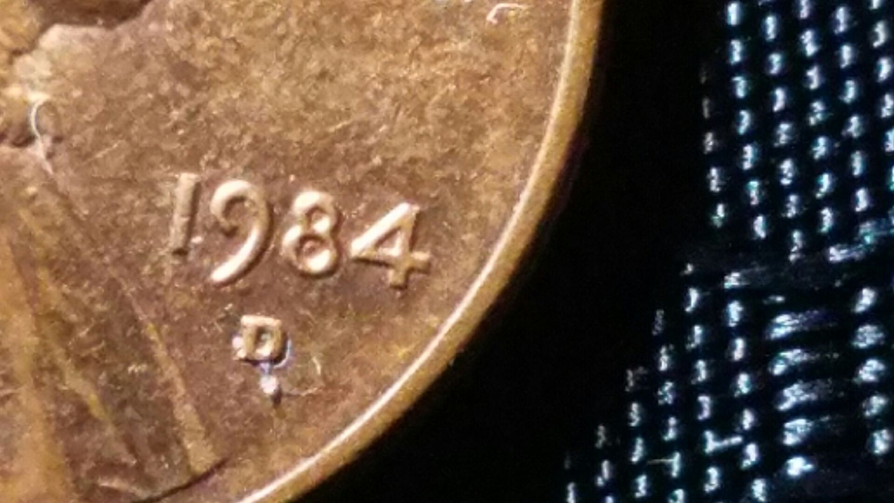 Help-With-This-1984-D-Cent.-Doubling-On-Observe-And-Reverse
