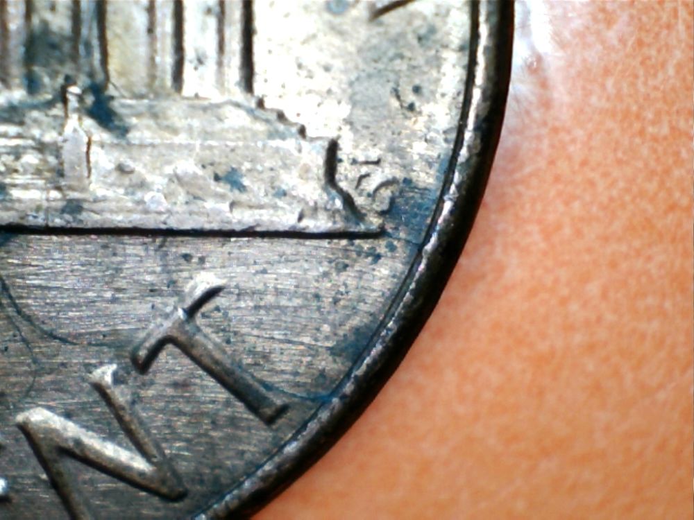 1983-Die-Cracks-On-Reverse