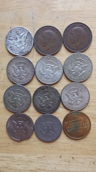 JFK-Half-Dollar-Roll-Hunters:-Silver,-Proofs-And-Other-Finds