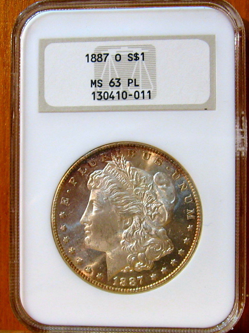What-Would-Be-A-Nice-Wow-Piece-Around-$1k?
