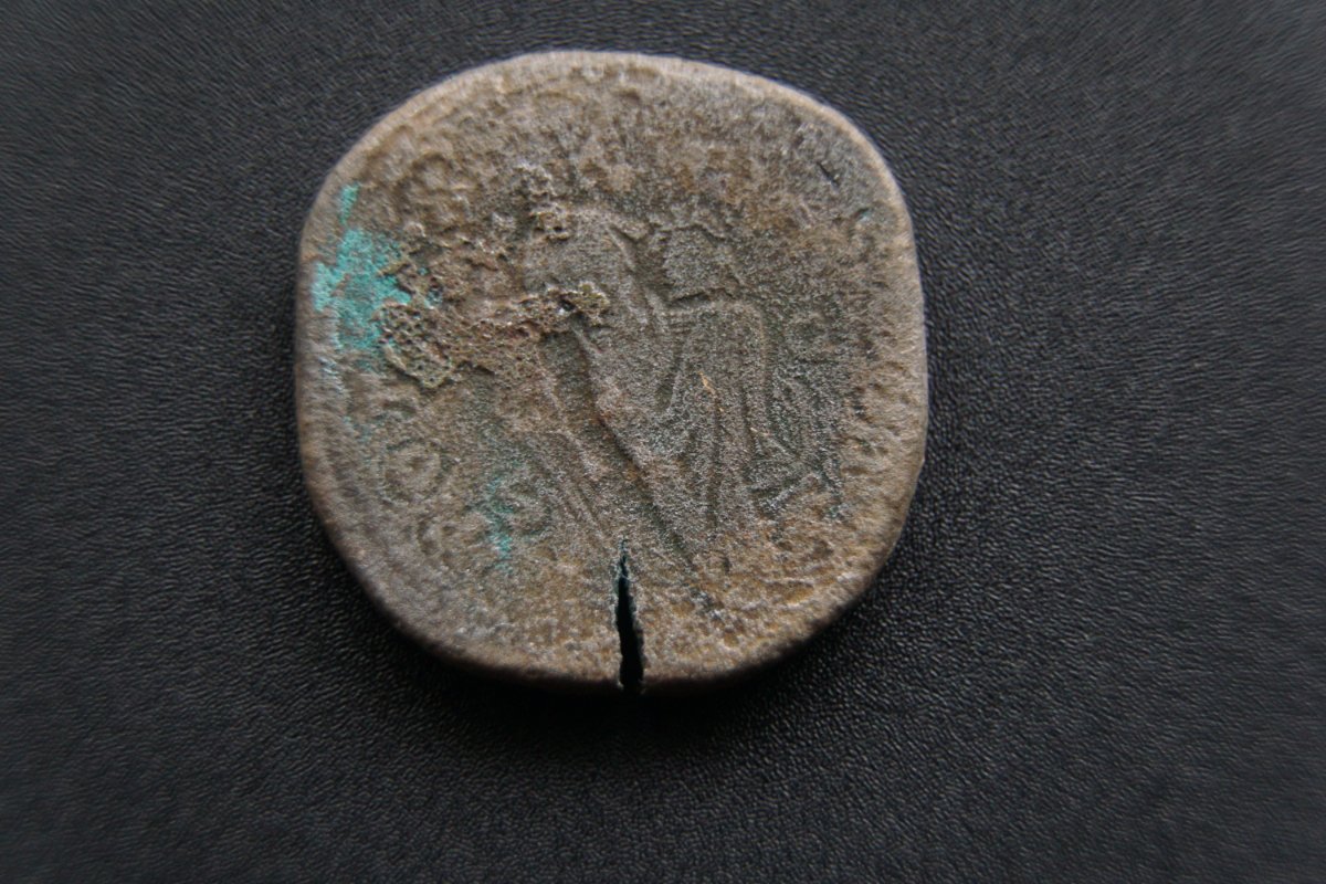 Help-To-Identify-This-Roman?-Coin