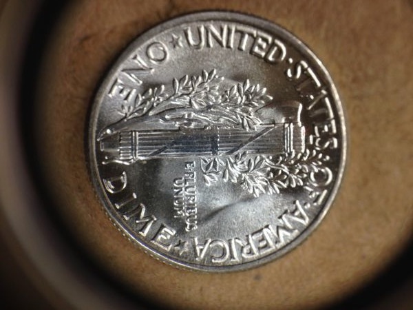 Beautiful-BU-1945-Merc-Dime-Struck-Though-Grease?