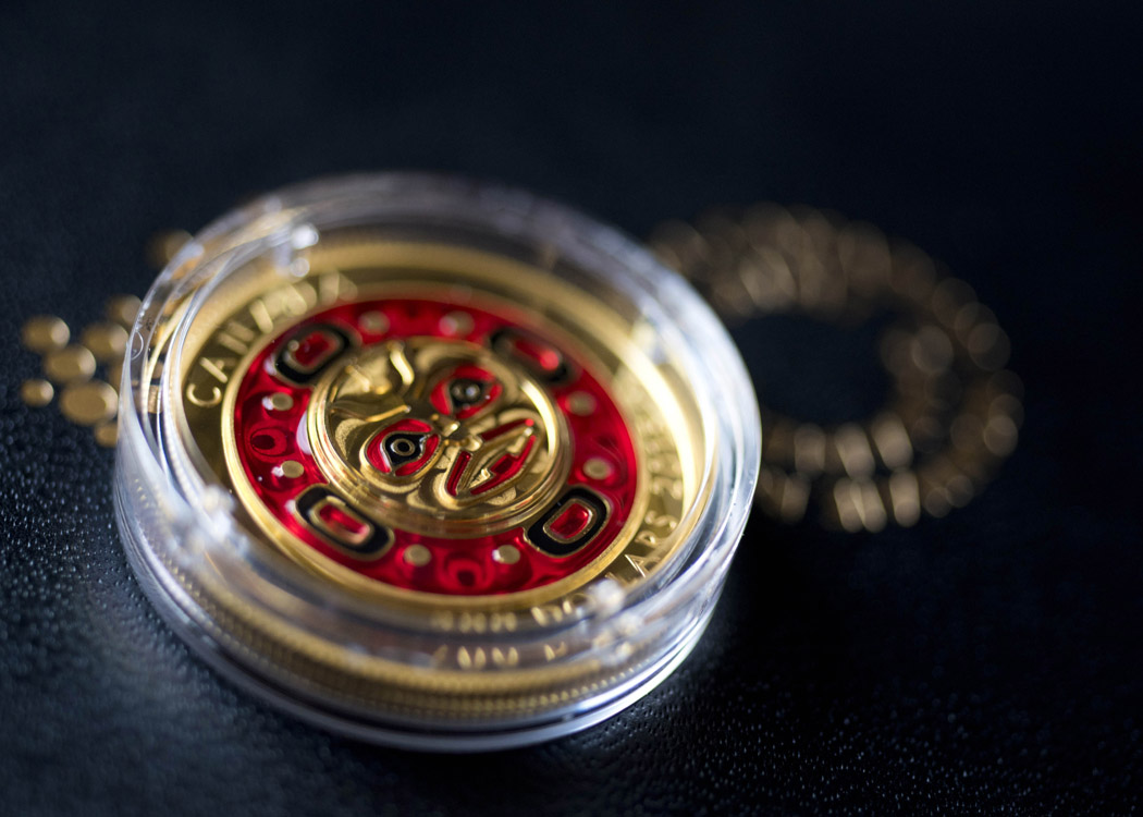 2015-Ultra-High-Relief-3-Coin-Set-Singing-Moon-Mask