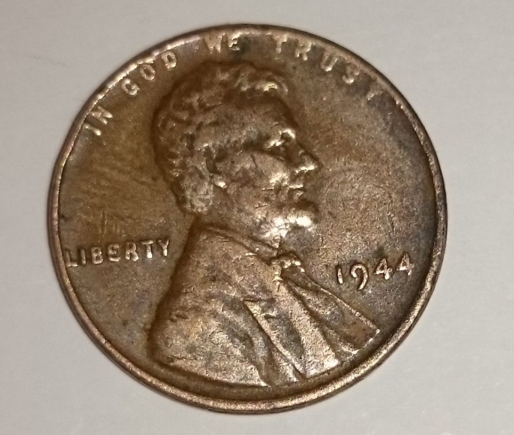 Any-Help-With-1944-Penny-!-And-1959-Canada-1-Cent-!