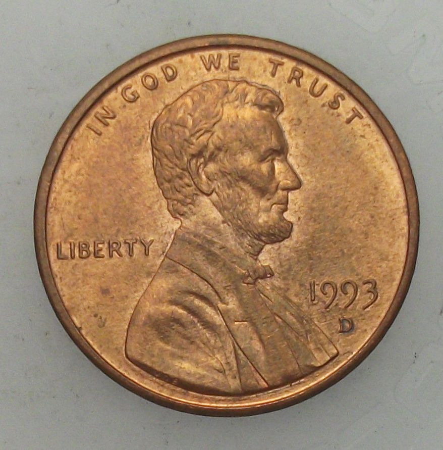 1993-D-Memorial-Cent-Looks-To-Be-EDS-But-What-Is-Going-On-With-This-Example?-Is-It-Worth-Keeping?