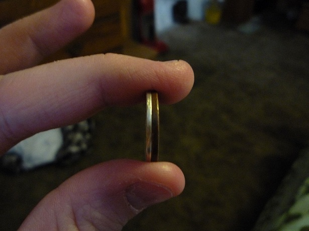 Odd-1941-Wheat-Penny-..silver-Maybe?