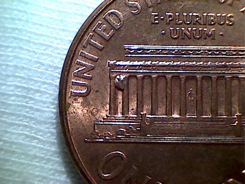 Find-The-Die-Chip