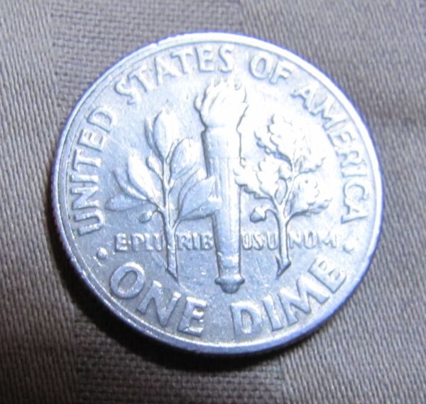 Any-Ideas-What-Is-Up-With-These-Two-Dimes?