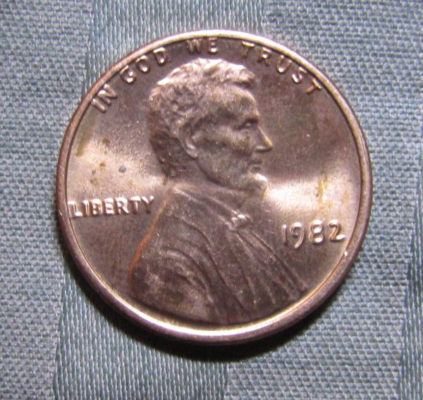1982-LMC-Letters-Flattened-Around-Rim