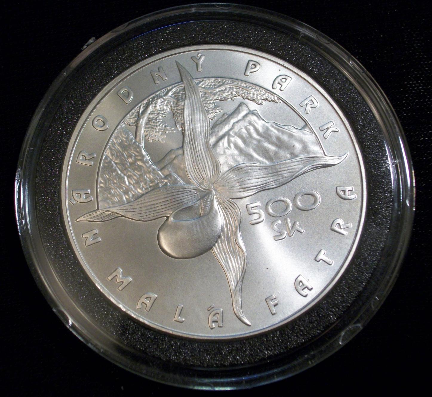 Slovakia-2001-500-Korun-Beetle-Cross-Unc-&-Proof