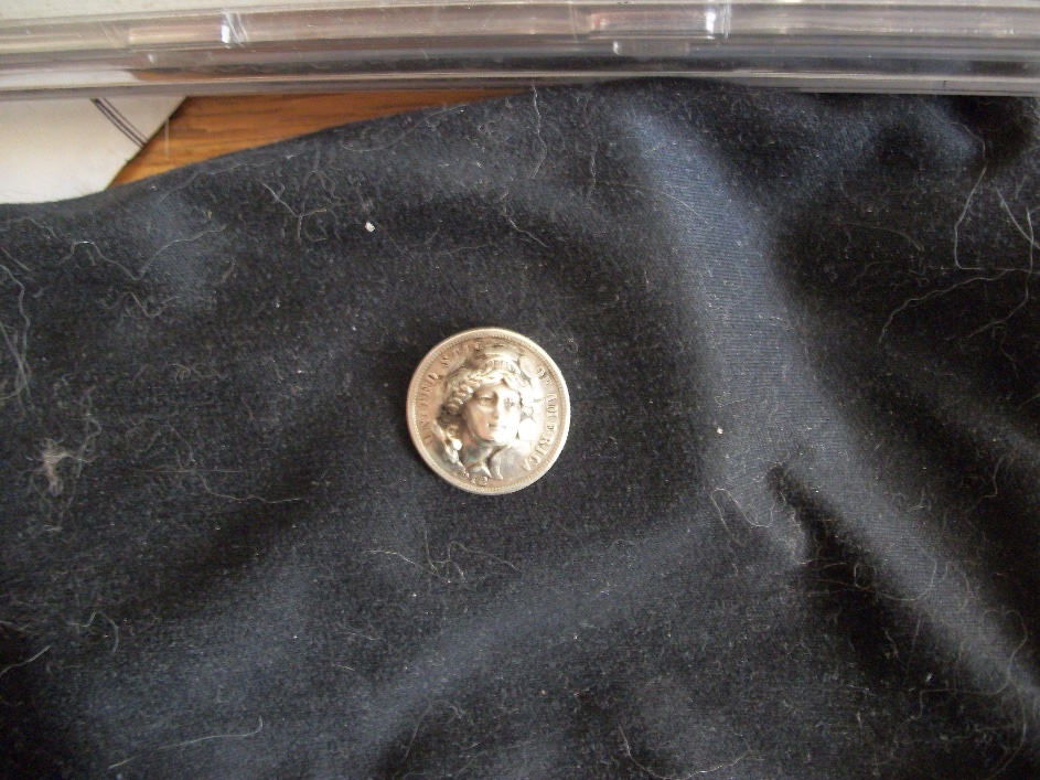 Repousse-Or-Pop-Out-Coins