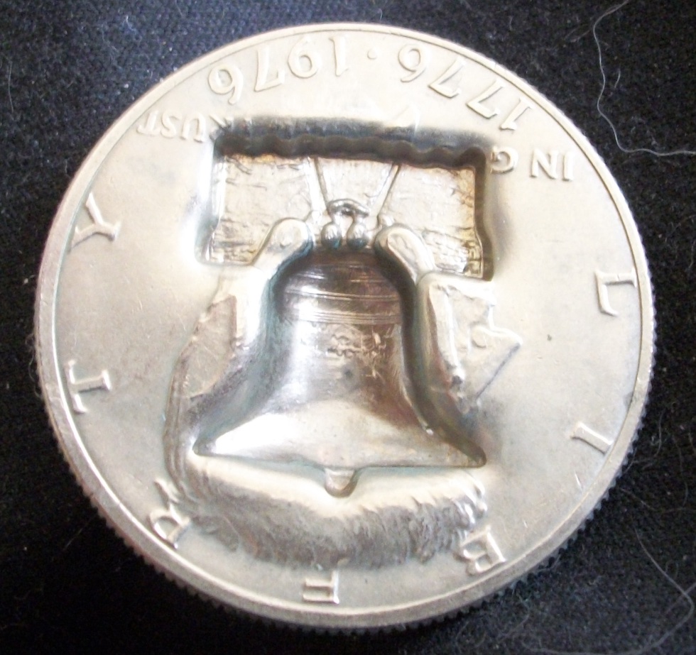 Repousse-Or-Pop-Out-Coins