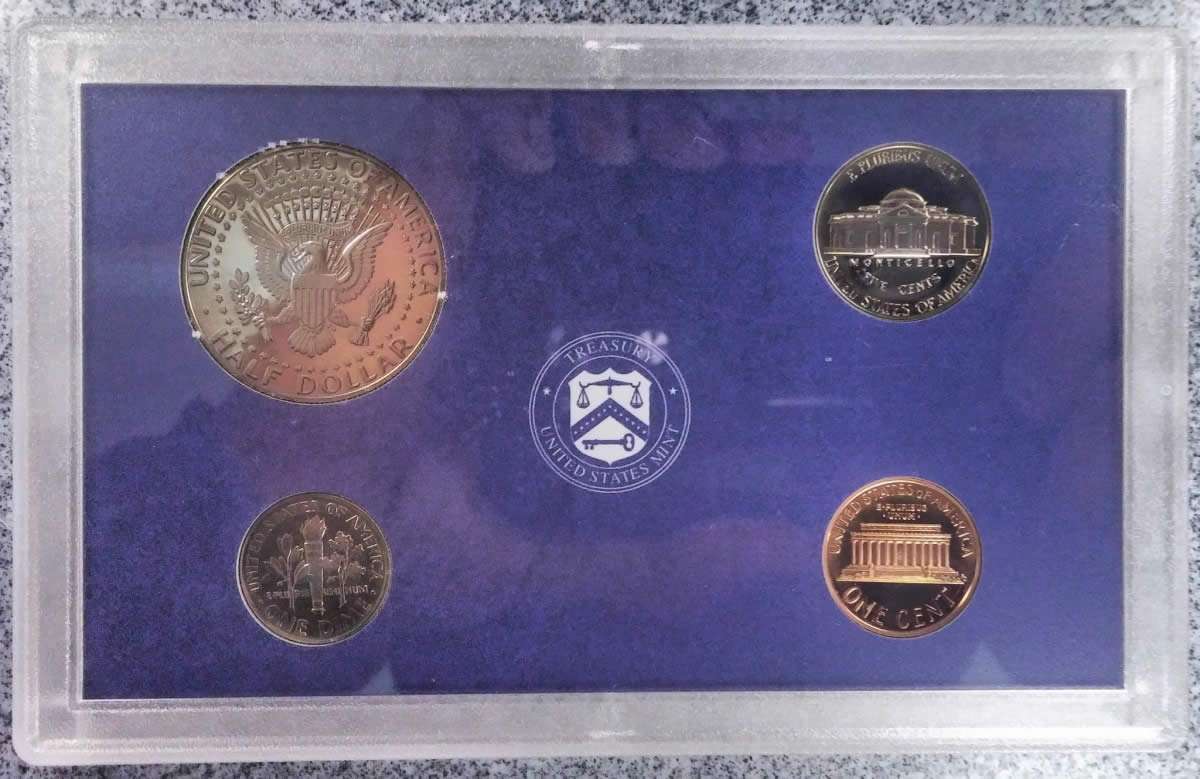 Post-Pictures-Of-USA-Sets-In-Original-Government-Packaging
