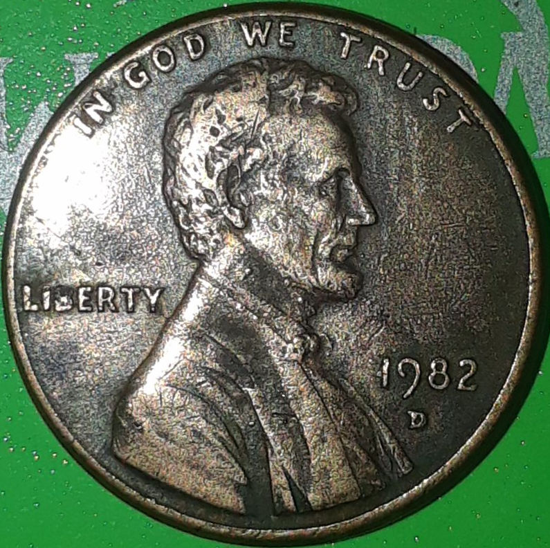 1982-D-Cent-Small-Date-3.1g.-Is-This-Reallly-Theory-One?