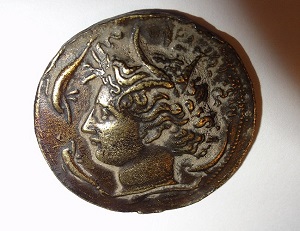 Can-You-Help?-Fake-Or-Real-Arethusa-/-Chariot-Coin?
