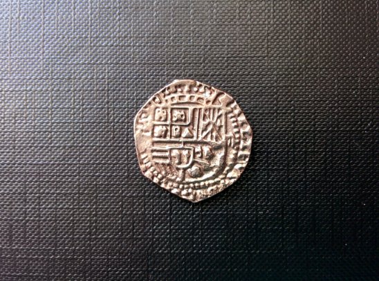 Help-Needed-In-Identifying-Weird-Coin-Id:-Spanish-2-Reales-Replica