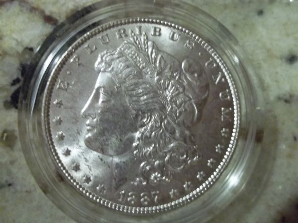 1884-O-X2-And-1887-Morgans