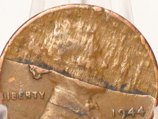 1944-Wheat---Planchet-/-Lamination-Error