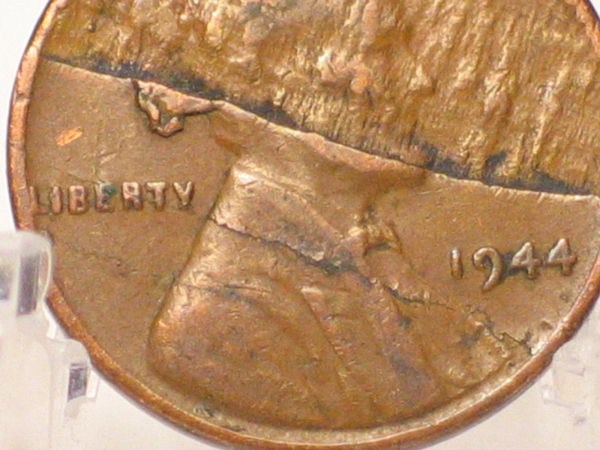 1944-Wheat---Planchet-/-Lamination-Error