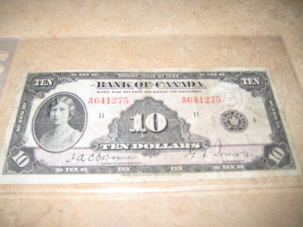 Post-Your-Paper-Money-Collections.