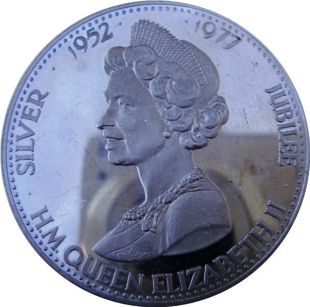Qe2-Silver-Jubilee-Medal