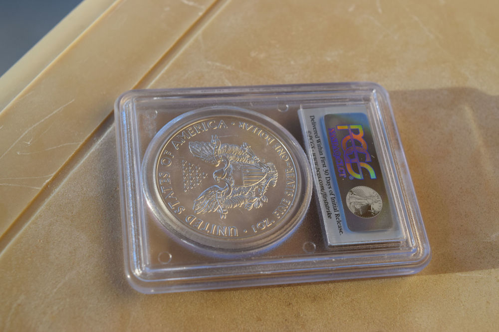 PCGS-Holographic-Labels-On-Reverse-Of-Slabs-And-Obverse-Labels