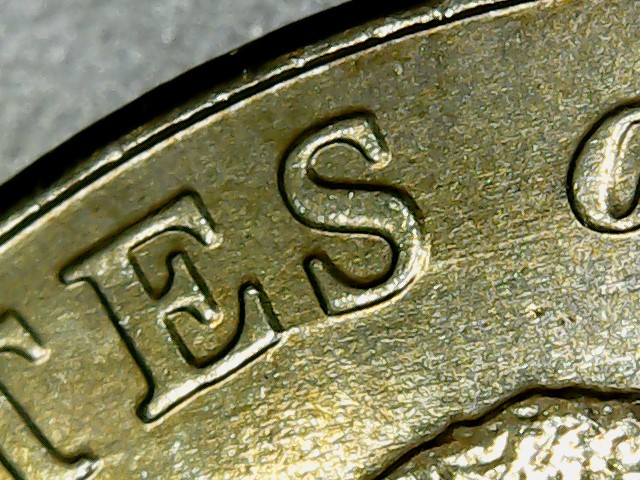 2005-Bison-Nickel-Die-Gouge-Or-Die-Crack?-Betw.es-Of-States-Pics-Of-2-Coins