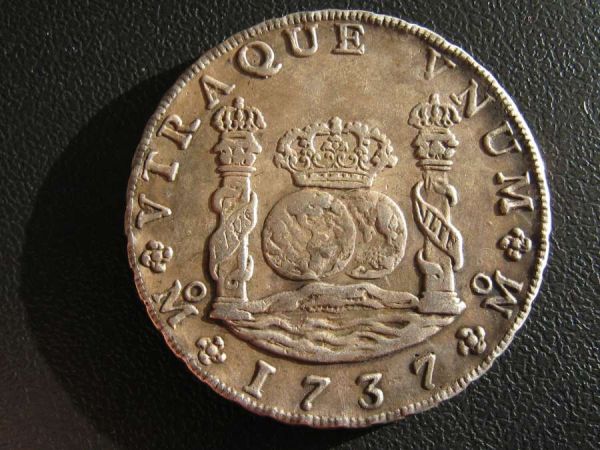Mexico-1737-8-Reales---Real?