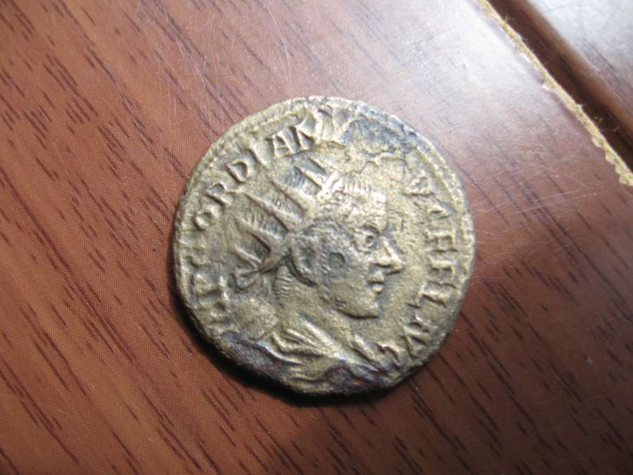 Help-With-ID-Of-This-Two-Coins
