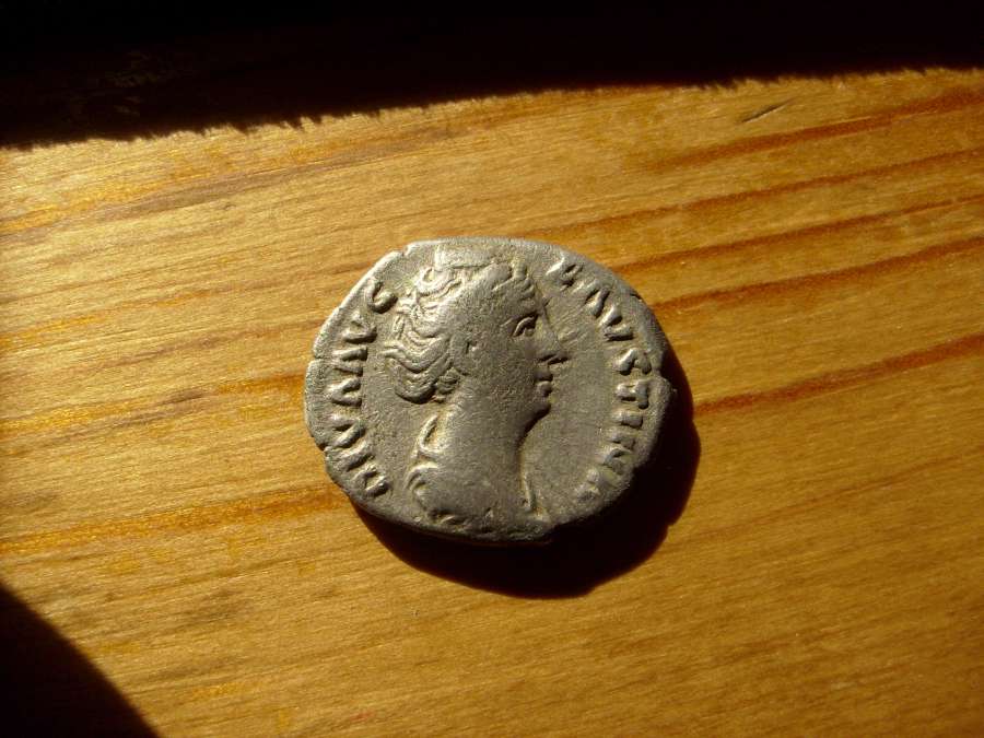 Post-Your-Best-Women-On-Coins