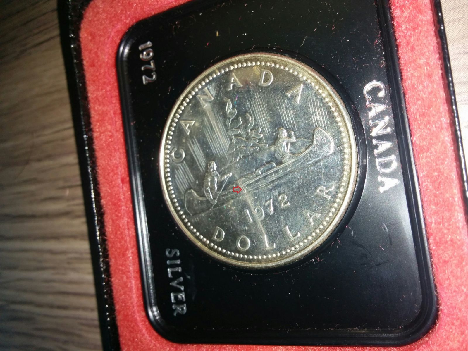 1972-Silver-Dollar-Crack?