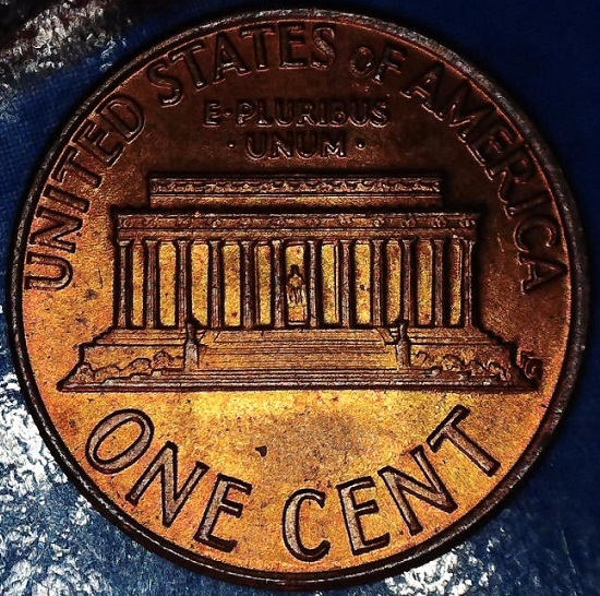 1974-Lincoln-Memorial-Penny-Obverse-We-Trust-Letters.