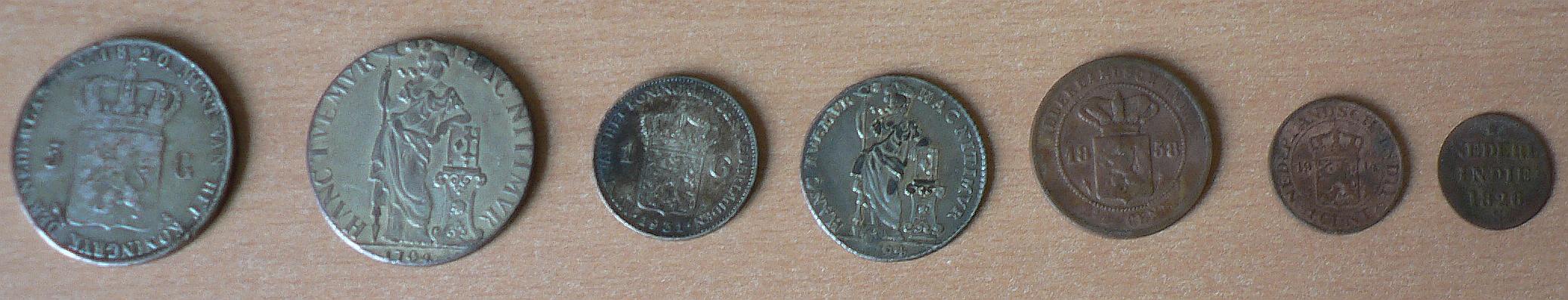 1733-Mexico-8-Reales-Mo-Mf