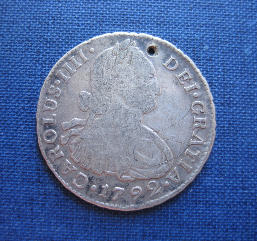 1792-New-Kleeberg-Variety-92c-L55-Or-A-1792-Peruvian-2-Reale-Sized-Button?
