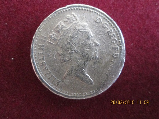 Fake-£1