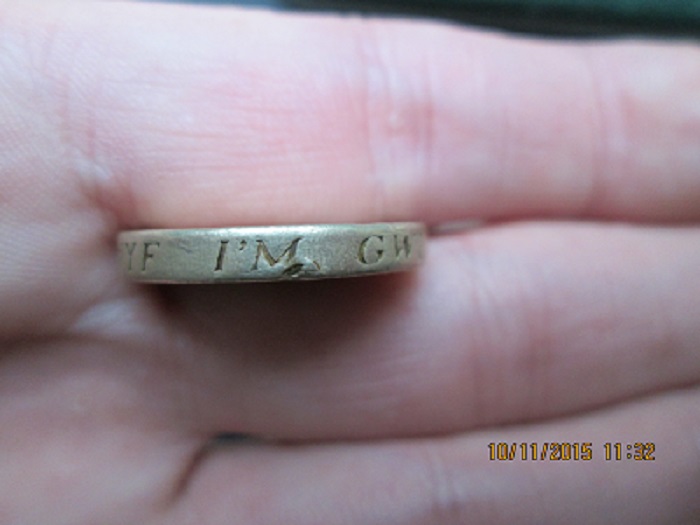 Fake-£1
