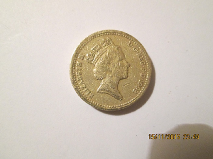 Fake-£1