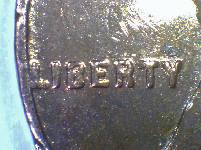 1944-S-Wheat-Cent-...looks-Gold,-Sticks-To-Magnet-?
