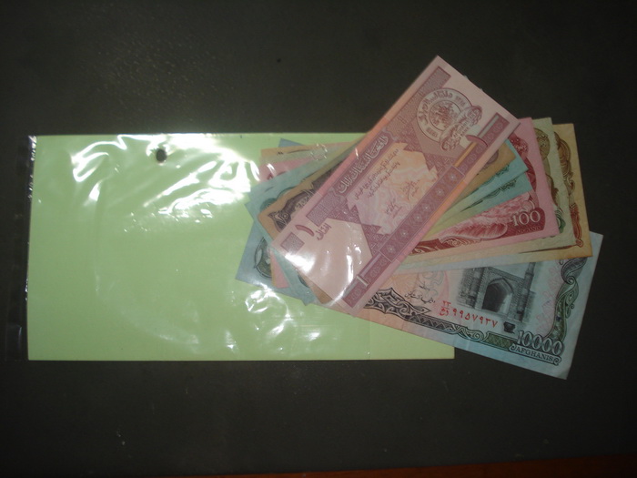 How-To-Store-And-Display-Currency